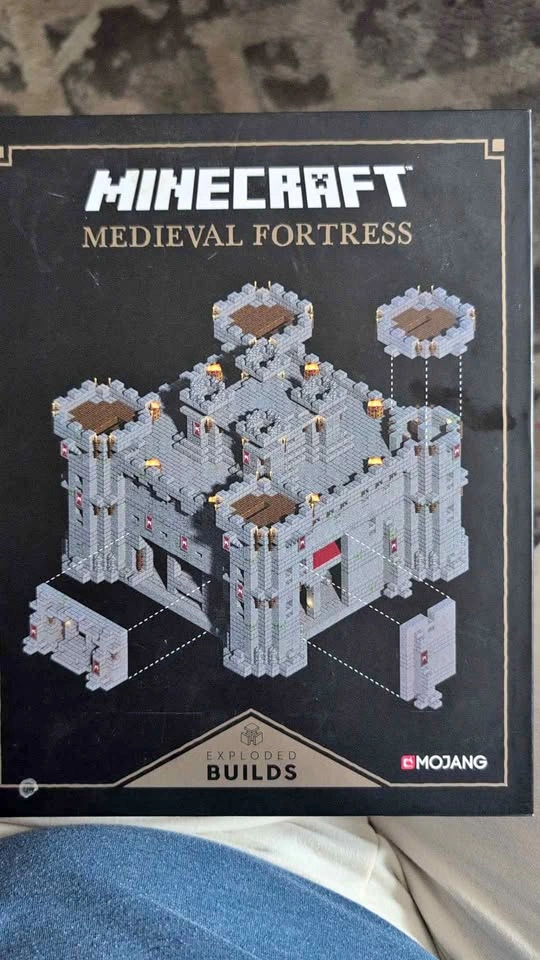 Minecraft Medieval Fortress Book