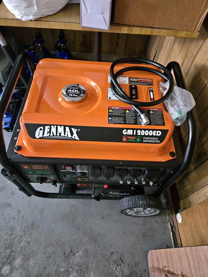 BRAND NEW GENERATOR 458CC 40L TANK GM 12,000ED