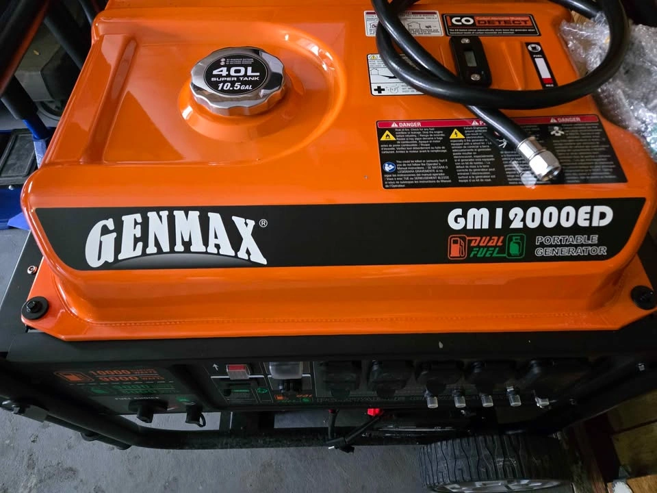 BRAND NEW GENERATOR 458CC 40L TANK GM 12,000ED - photo 3