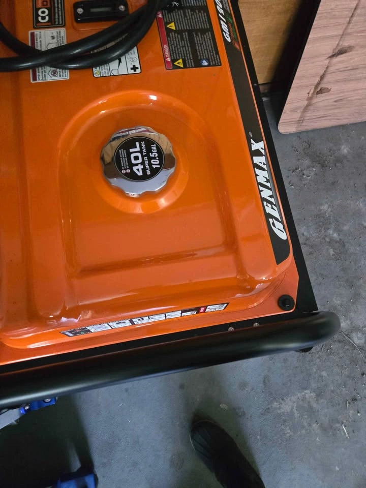 BRAND NEW GENERATOR 458CC 40L TANK GM 12,000ED - photo 4
