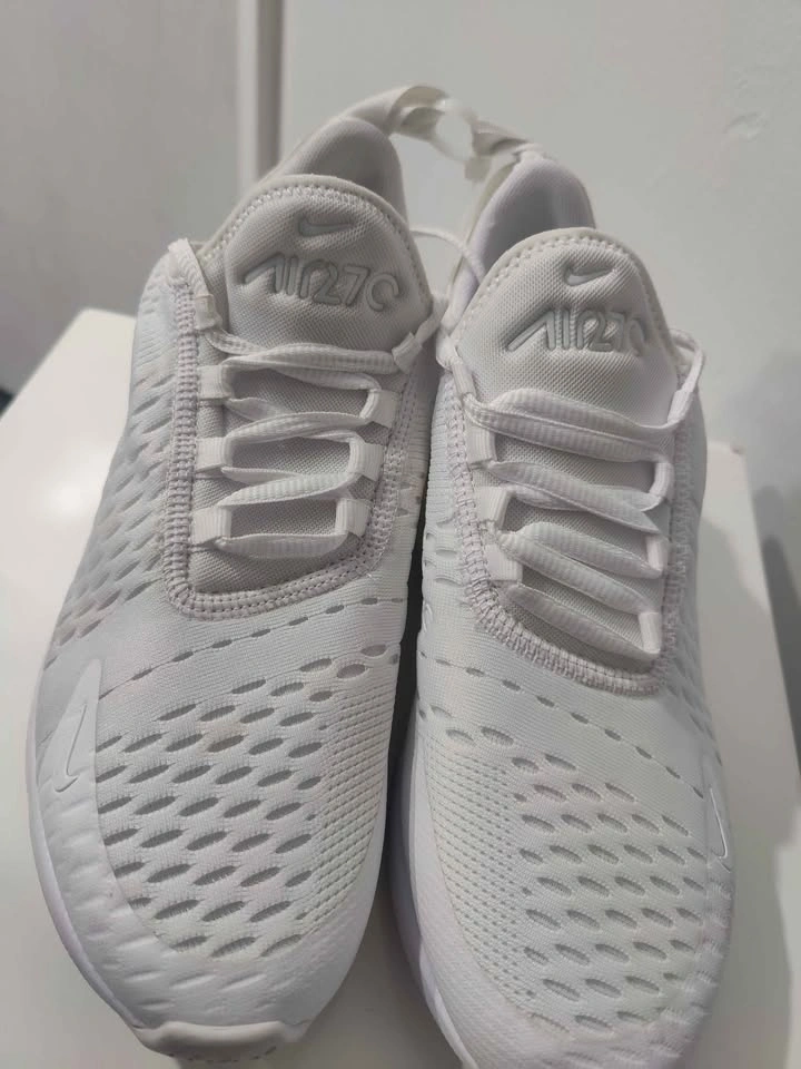 Nike AirMax 270 size 5 - 23.5 - photo 3