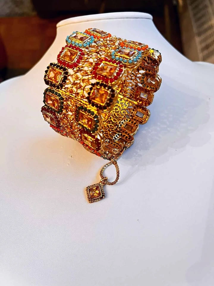 Raajwadi bridal Kangan
