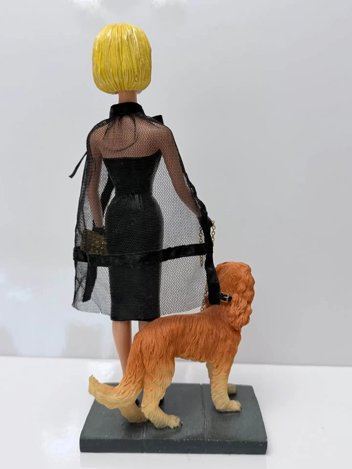 Vintage Barbie Ceramic Figurine 1964 Black Magic Dress Fred Tang - photo 3