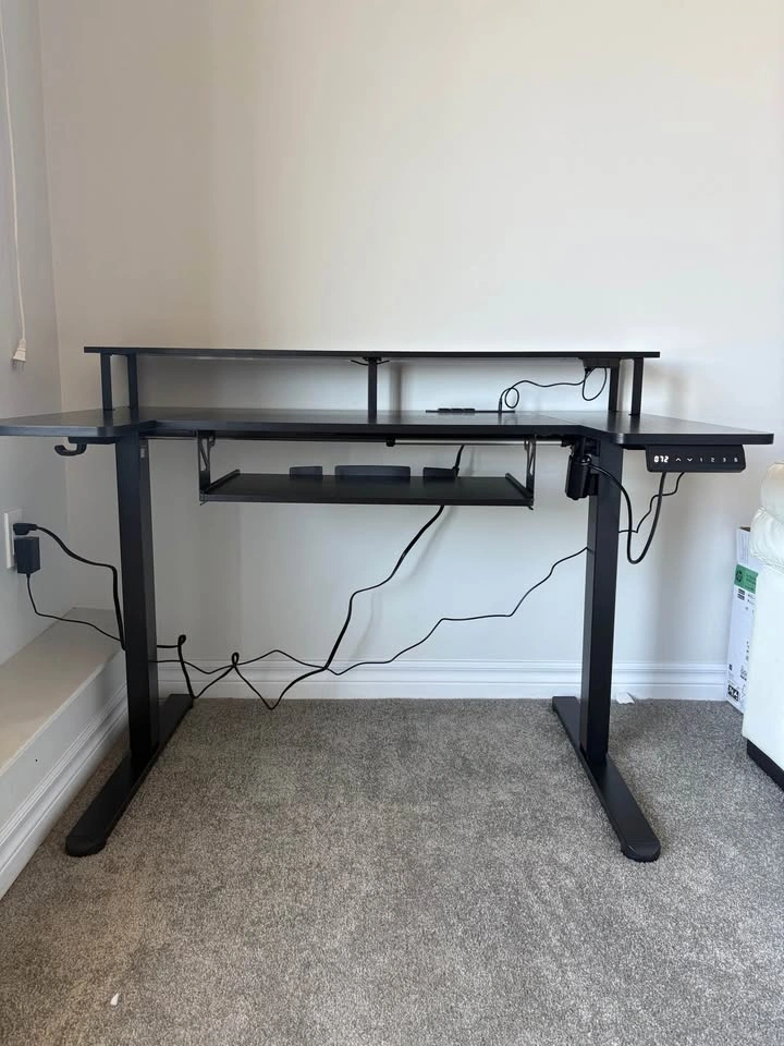 Adjustable Desk Brand New 48" - photo 3