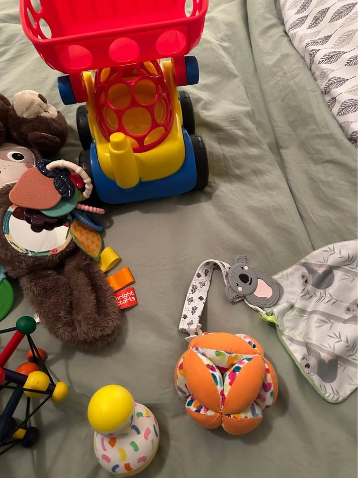 Toddler and baby toys misc bin - photo 5