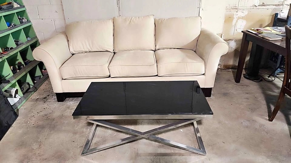 Couch, coffee table and 2 standing lamps