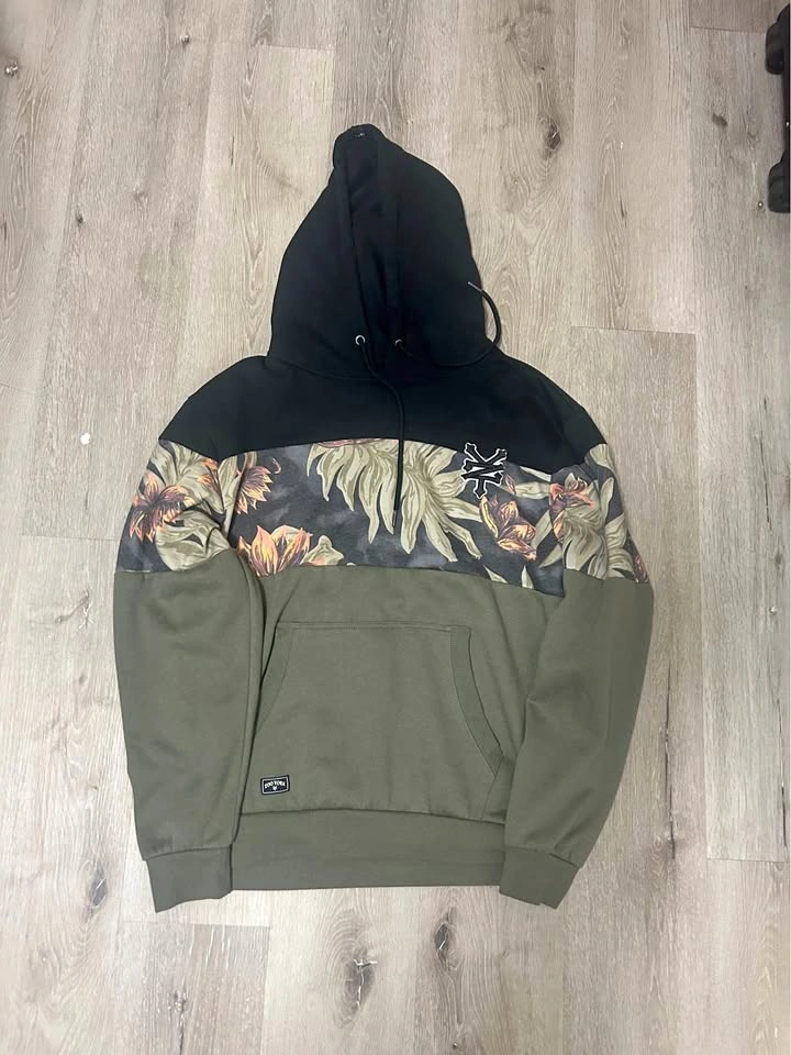 Zoo York Large Hoodie Black Green Floral Pattern