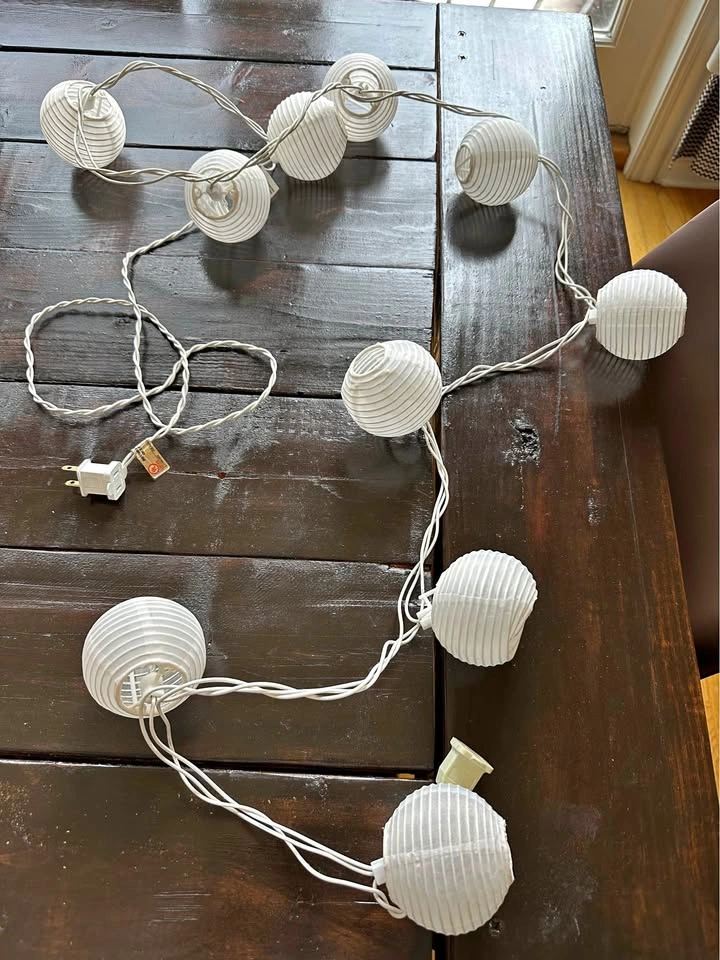 Lantern string lights