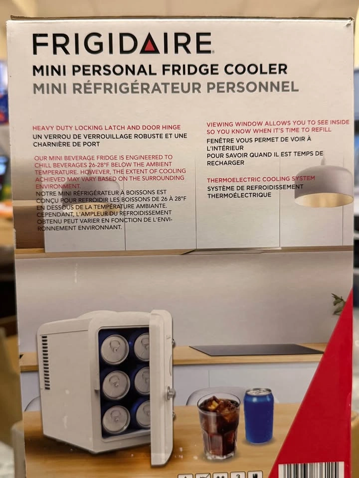 Frigidaire Mini Personal Fridge Cooler 4L - photo 2