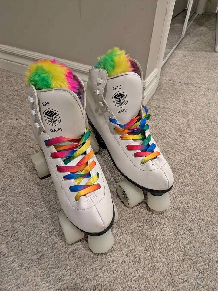 Roller skates with LED wheels