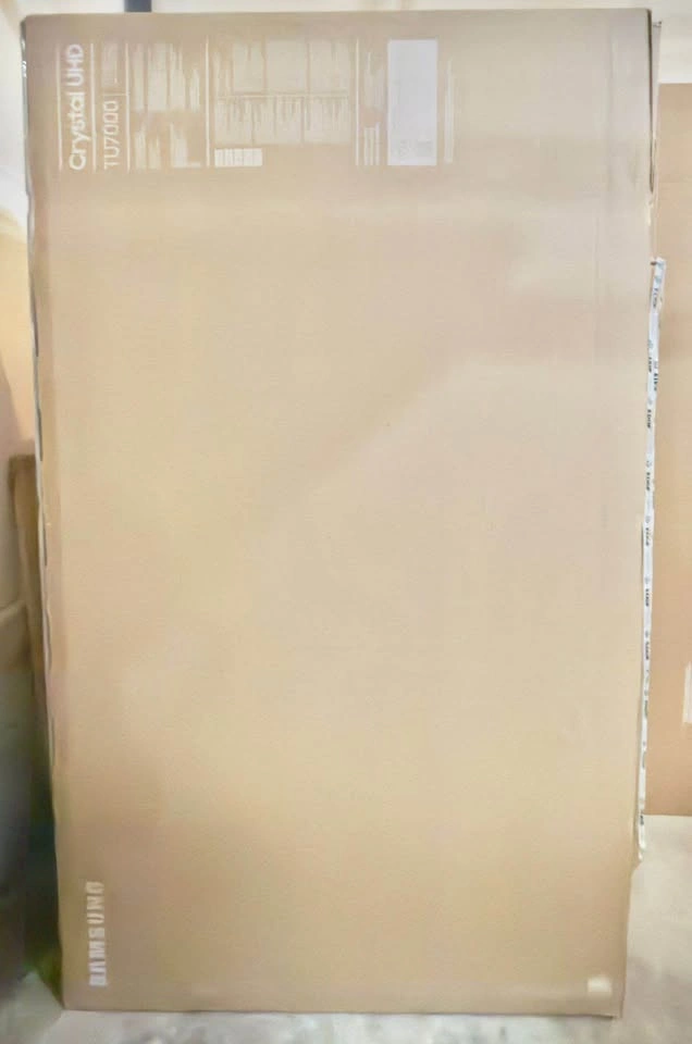 Samsung 70” 4K Smart TV + FREE RCA Speaker - Moving Sale - photo 4