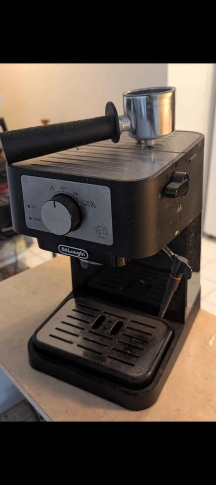 Delonghi espresso maker - photo 2