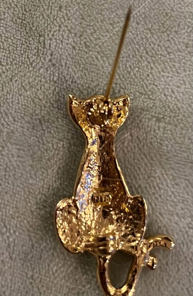 Vintage Nina Ricci Cat Brooch with Rhinestones - photo 2