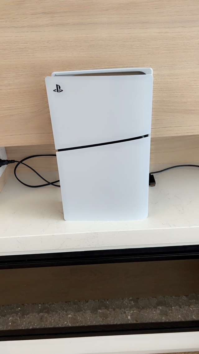 PS5 Slim Digital Edition
