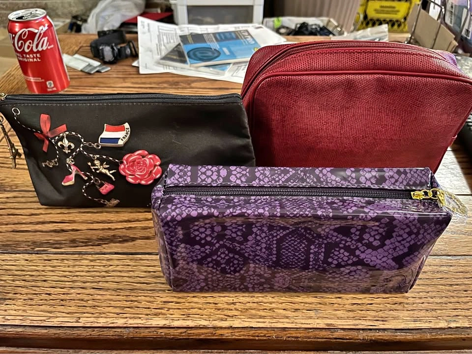 Makeup Bags - Estée Lauder, Lancôme & More