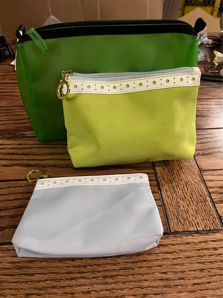 Makeup Bags - Estée Lauder, Lancôme & More - photo 5
