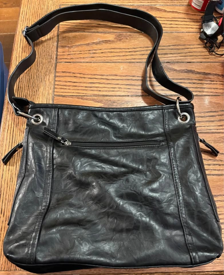 Great faux leather crossbody - photo 2