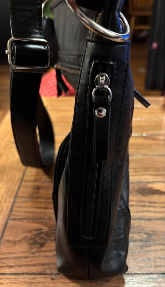 Great faux leather crossbody - photo 3