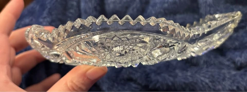 Strange Shaped Cut Glass Shallow Bowl - photo 3