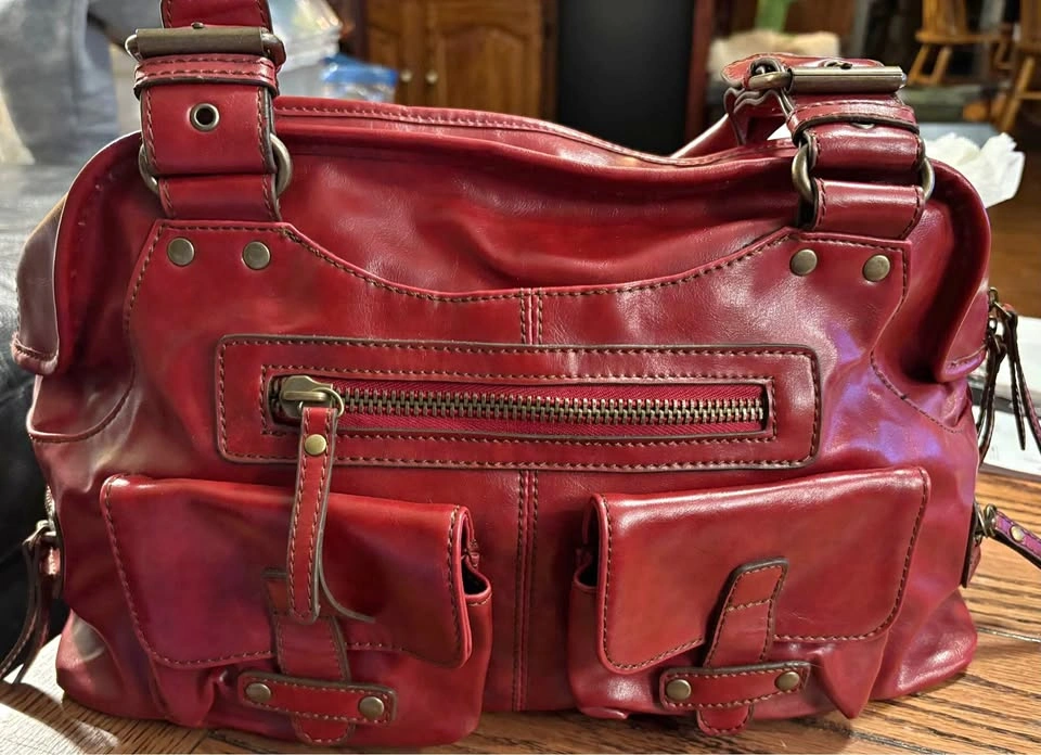 Gorgeous like new Aldo vegan leather purse