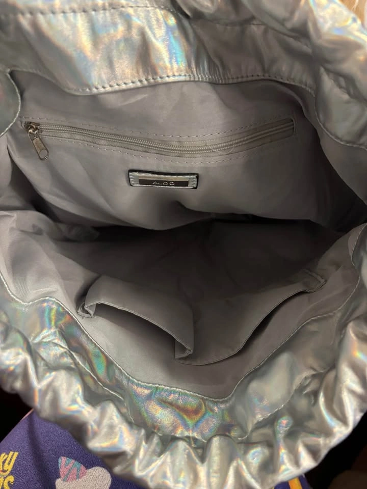 Like new glittery silver Aldo drawstring backpack bag - photo 3