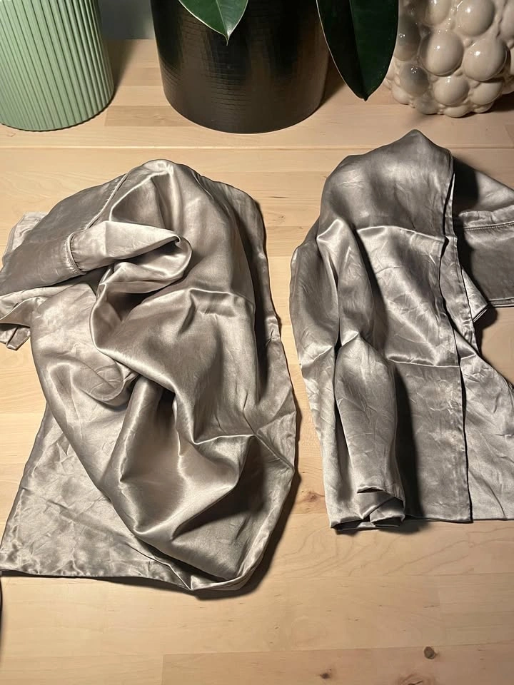 100% Silk Pillowcases - Queen Size (2 pcs), $60 for 2