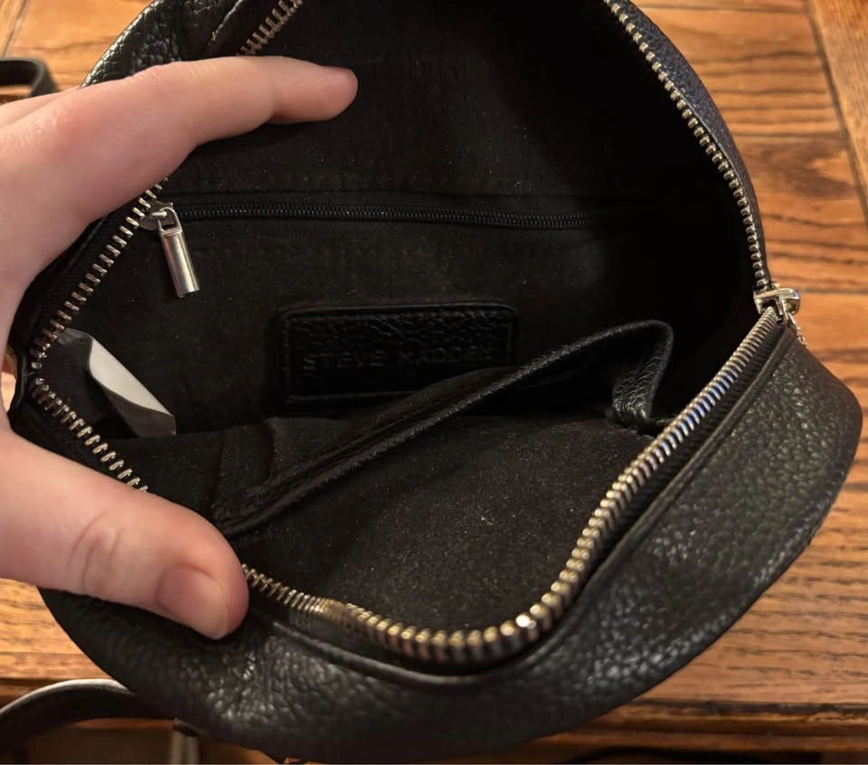Steve Madden Vegan Leather Round Crossbody Purse - photo 2