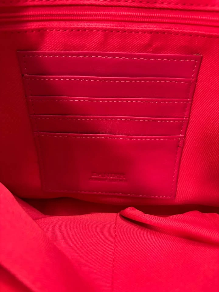 Nice small Danier leather clutch - photo 3