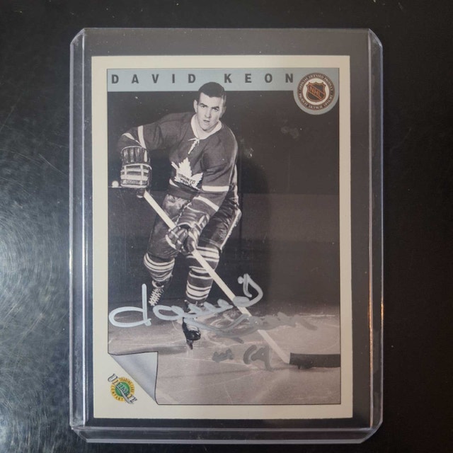 Toronto Maple Leafs Signed Hockey Cards - photo 2