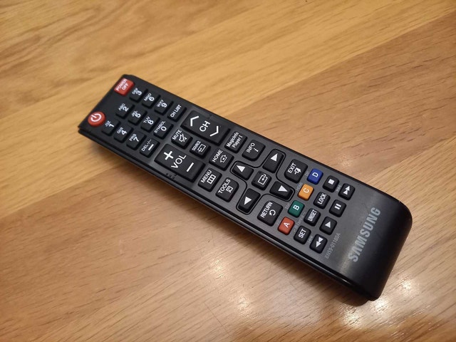 Samsung Genuine Remote Control BN59-01180A