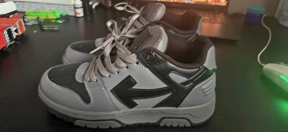 Off-White Out Of Office Sneakers Size 7