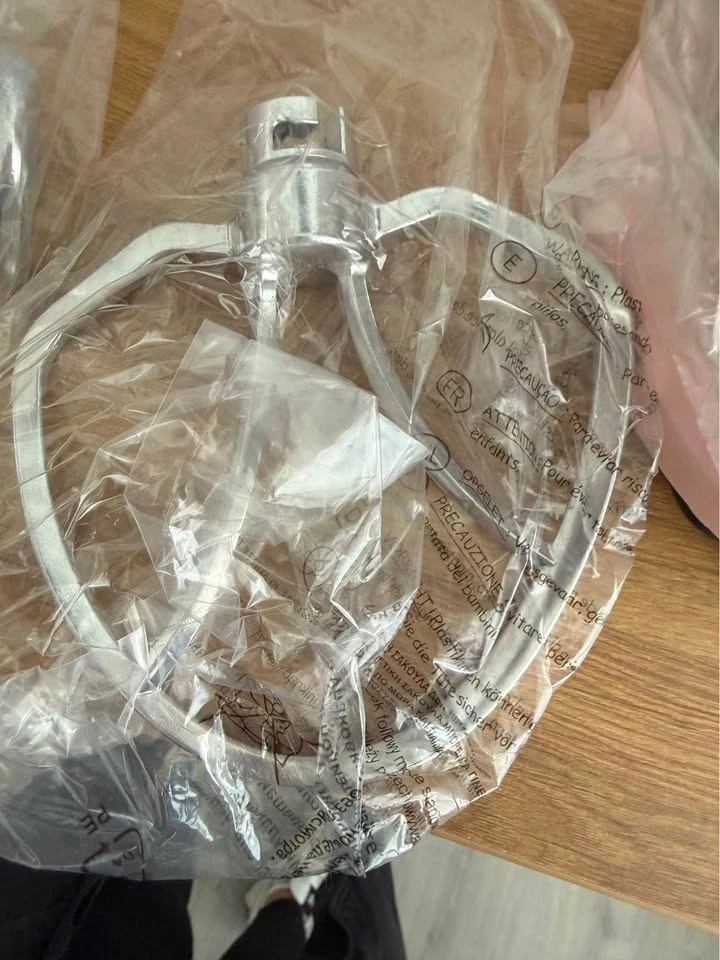 Frigidaire Mixer (Brand New) - photo 3