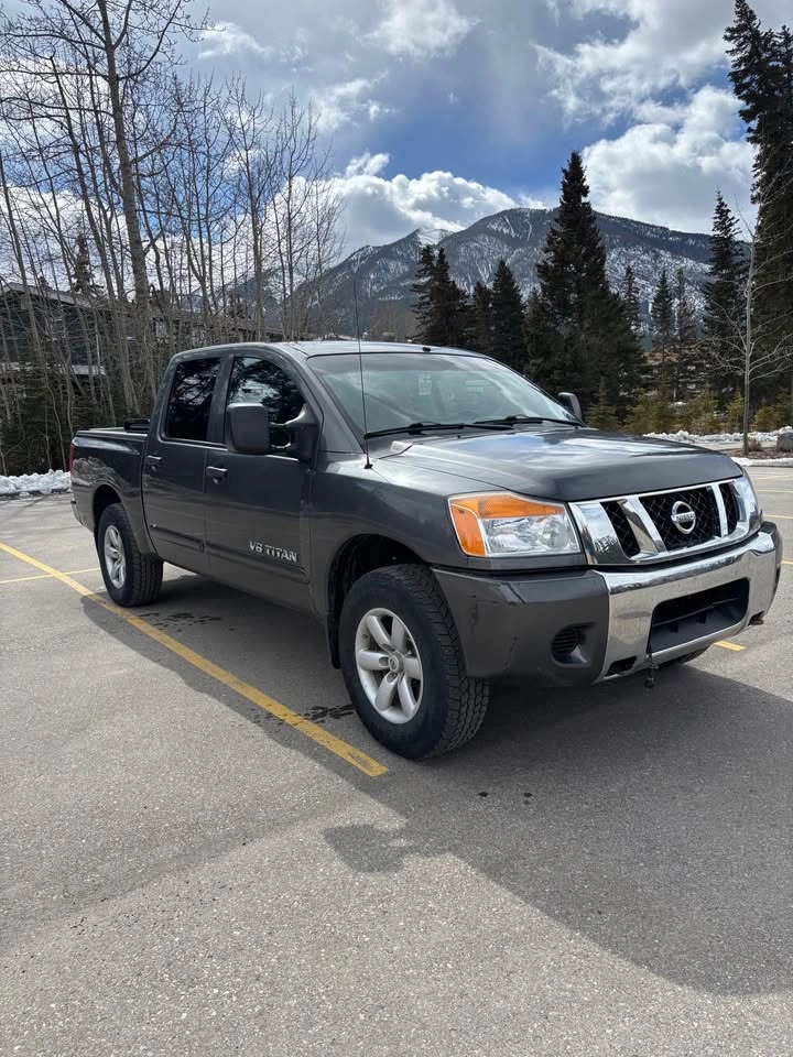 2011 Nissan Titan Crew Cab - photo 5