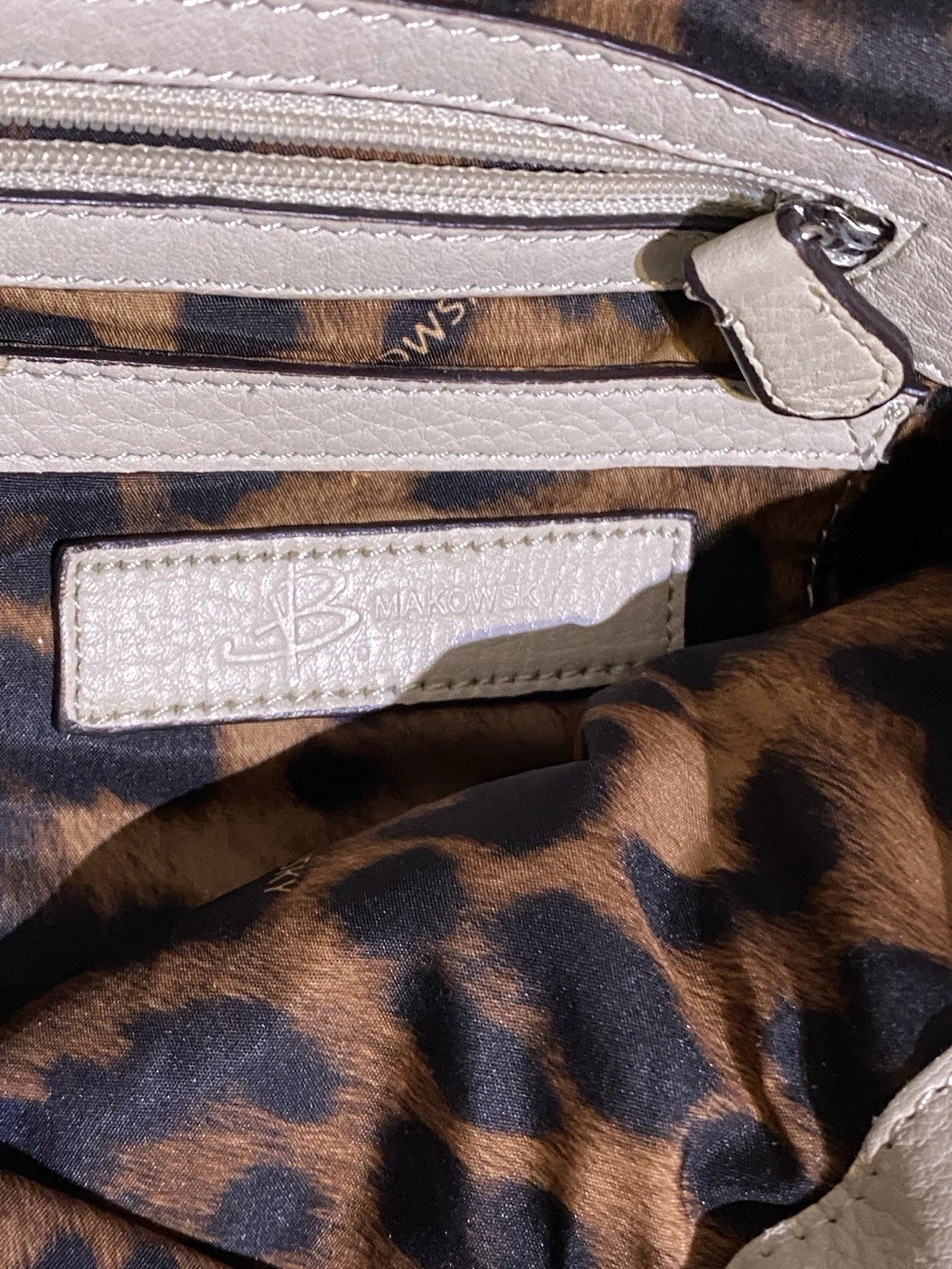 B Makowsky Ivory Soft Leather Shoulder Bag - photo 5