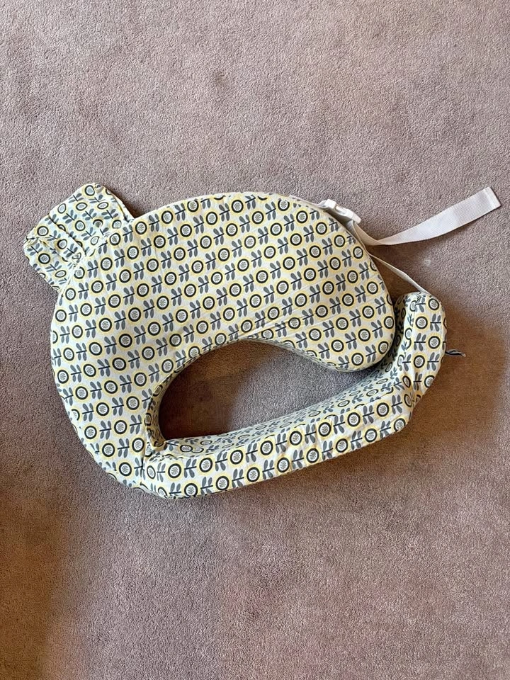 Nursing pillow - MyBrestFriend