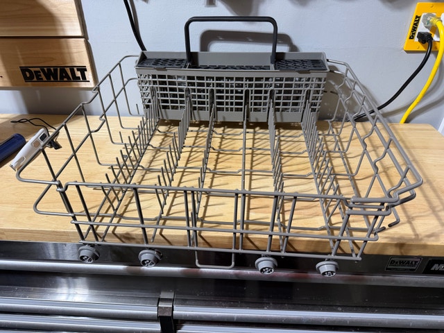 NEW BOTTOM RACK FOR SAMSUNG DISHWASHER - photo 4