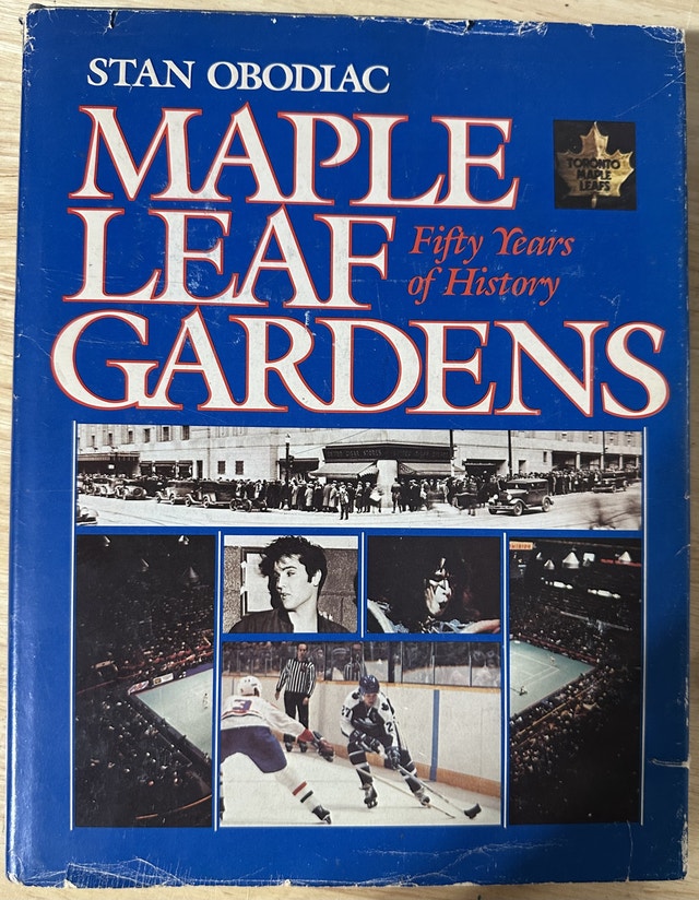 SMALL LOT OF TORONTO MAPLE LEAF MEMORABILIA - photo 3