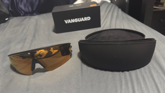 Oakley Vanguard Meta Glasses