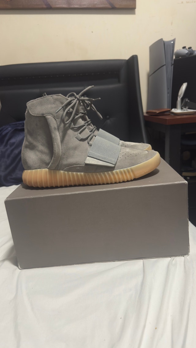 Yeezy Boost 750 Size 13 Grey/Gum