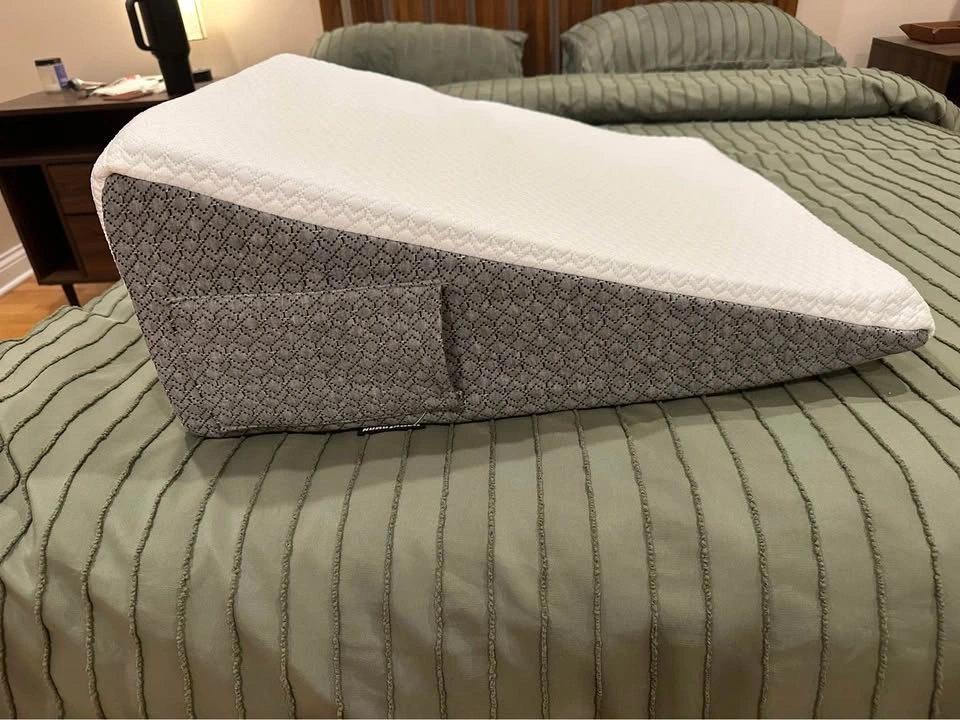 Nordjager Wedge Pillow