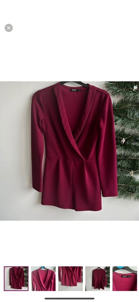 Bershka - long sleeves romper - great condition! Size small