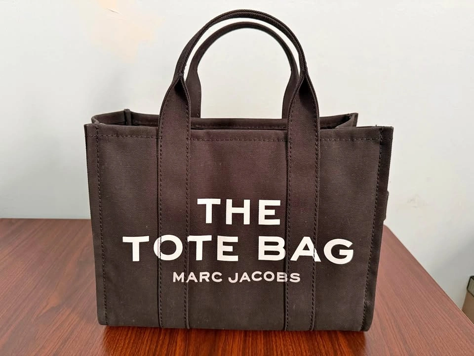 Marc Jacobs Medium Canvas Tote Bag
