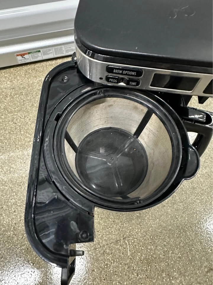 Hamilton Beach Coffee Maker 12 Cup Programmable - photo 3