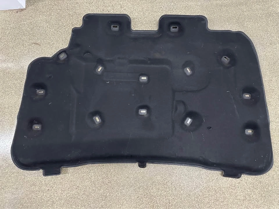 Ford Fusion Hood Insulation Pad 2017-2020 - photo 3