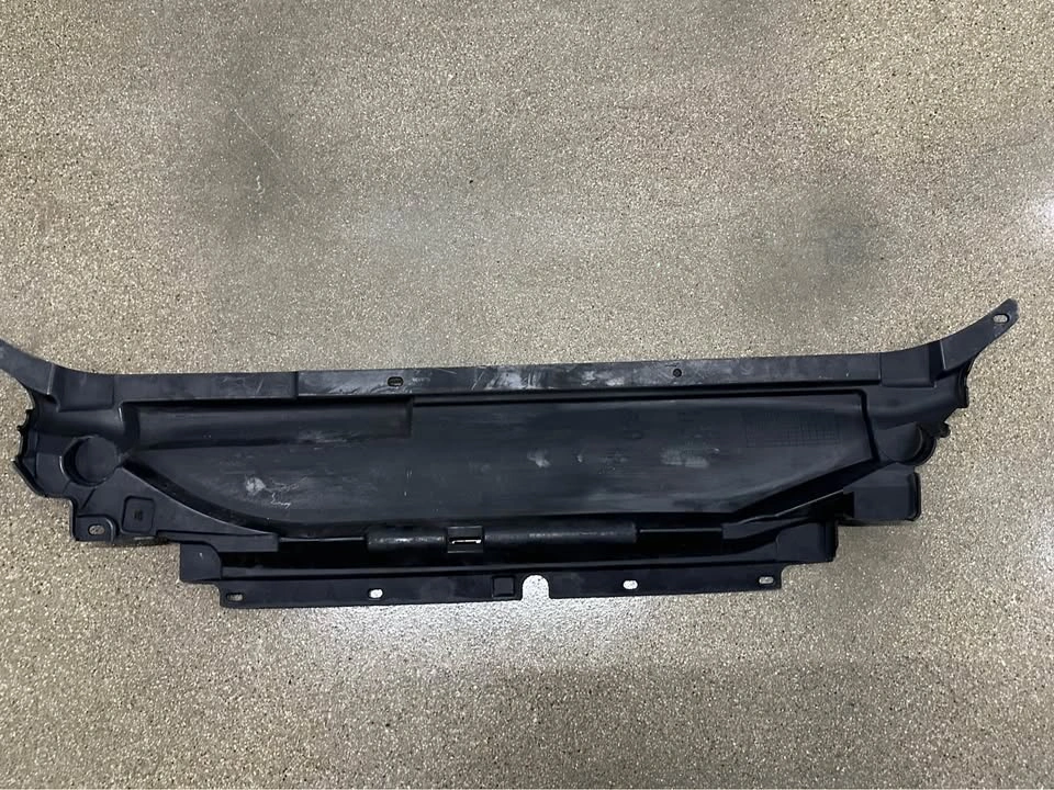 Ford Fusion Radiator Cover Upper Shroud HS73-16613-CA - photo 5