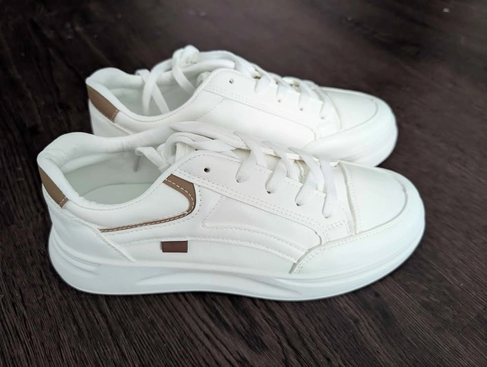 Brand new male white sneakers - photo 3
