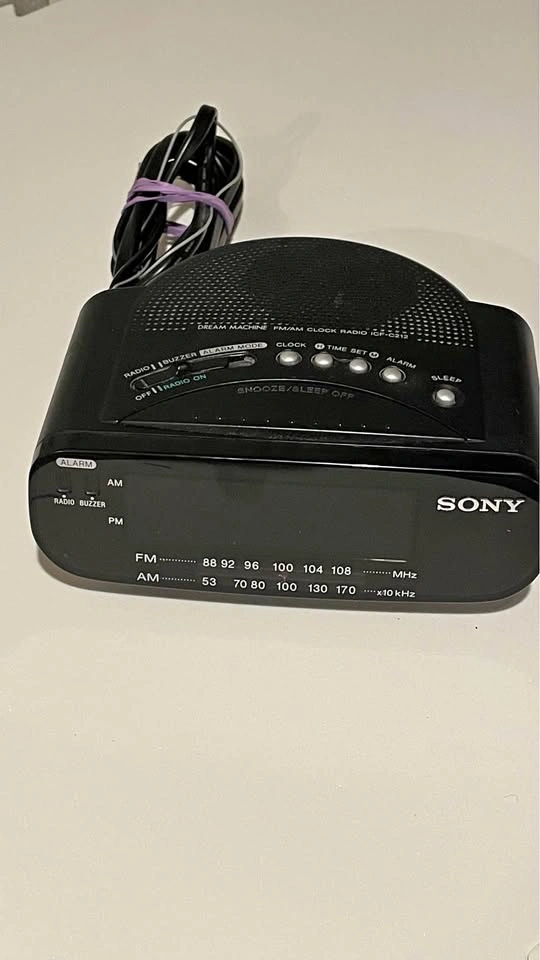 Sony Dream Machine AM/FM Clock Radio
