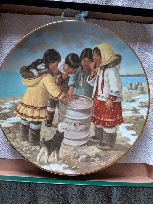 Collectible Plates - photo 4