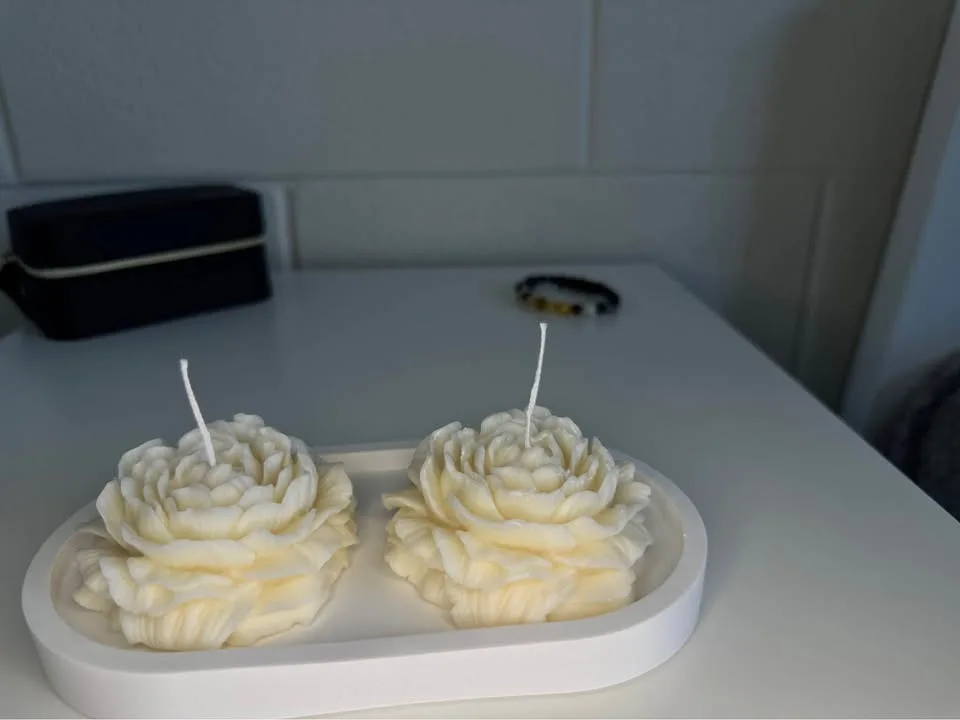 Peony Flower Candle Set with Tray image indicator(5)