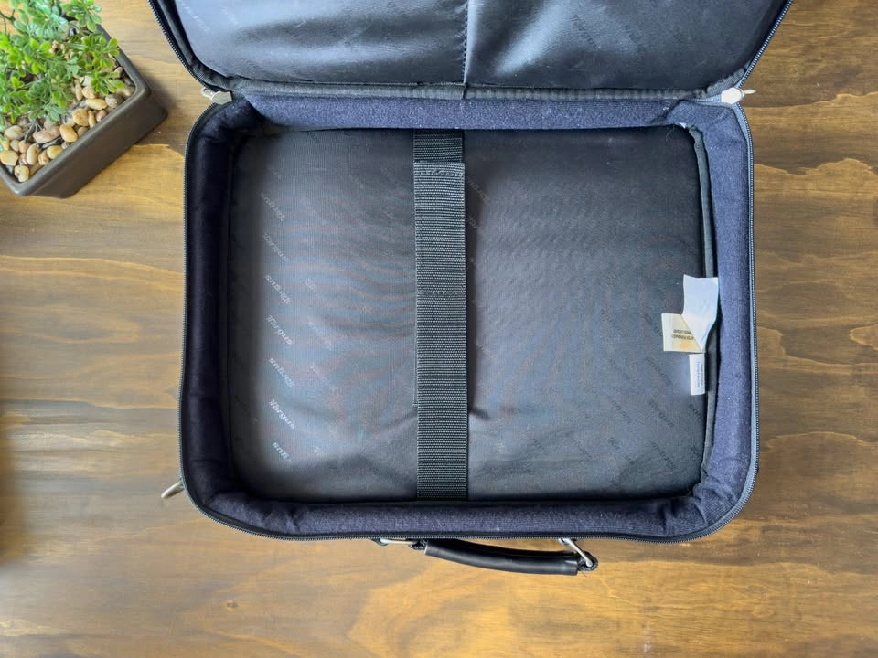 Targus Trademark Notepac Laptop Messenger Bag - photo 4
